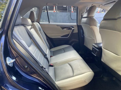 2023 Toyota RAV4 Hybrid XLE Premium