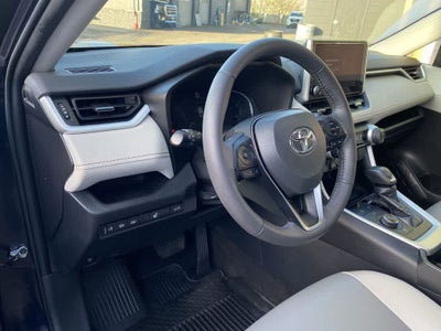 2023 Toyota RAV4 Hybrid XLE Premium