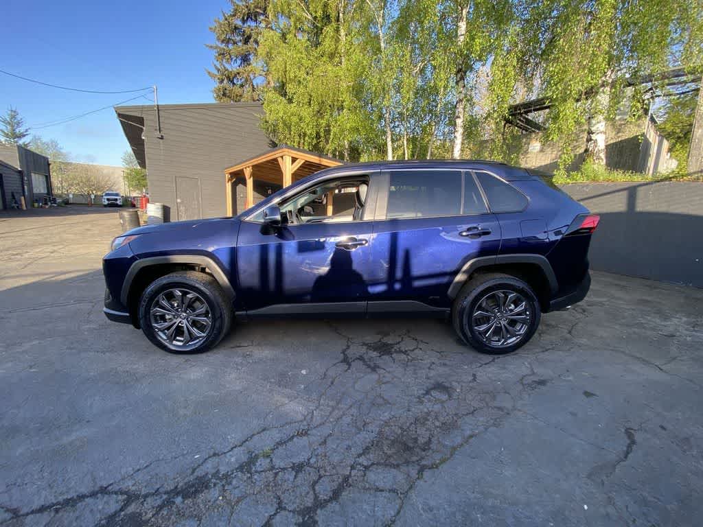 2023 Toyota RAV4 Hybrid XLE Premium