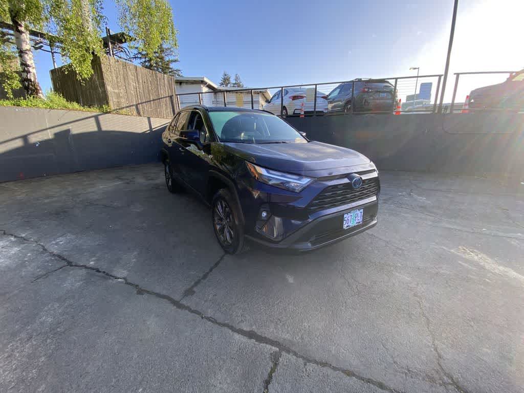 2023 Toyota RAV4 Hybrid XLE Premium