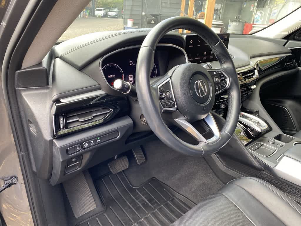 2023 Acura MDX w/Technology Package