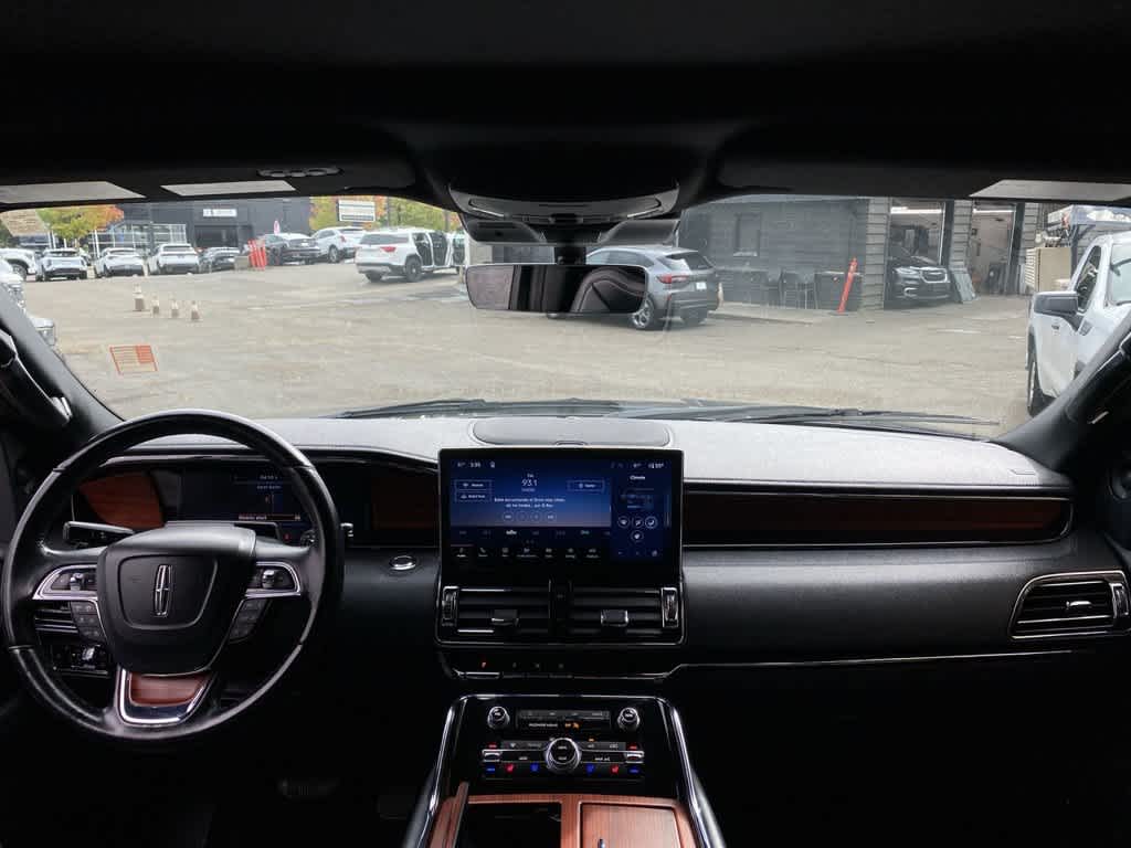 2024 Lincoln Navigator Premiere
