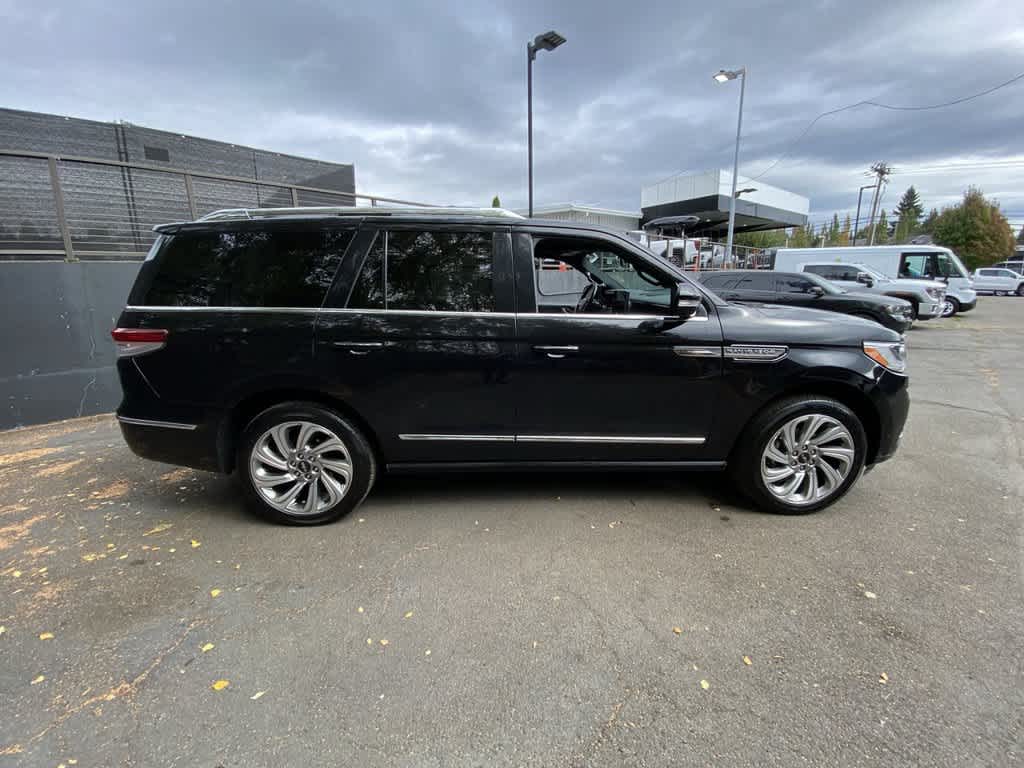 2024 Lincoln Navigator Premiere