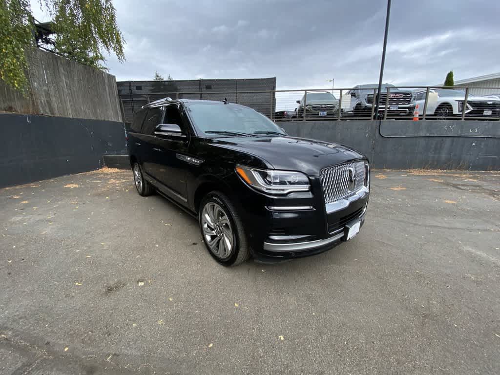2024 Lincoln Navigator Premiere