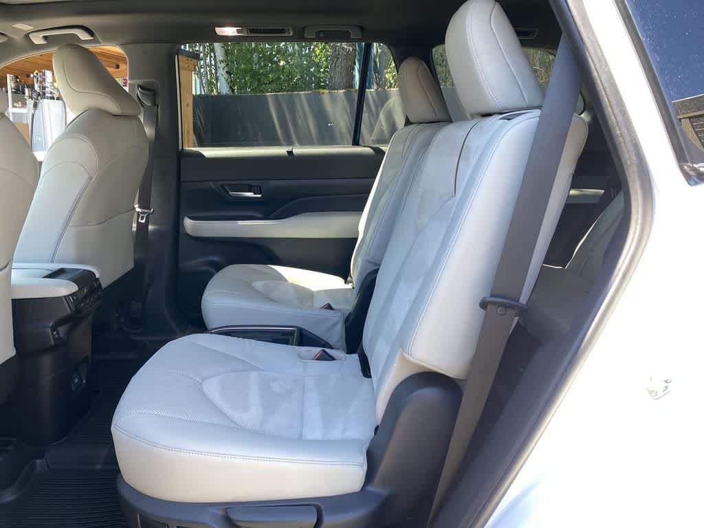 2025 Toyota Grand Highlander Hybrid MAX Limited