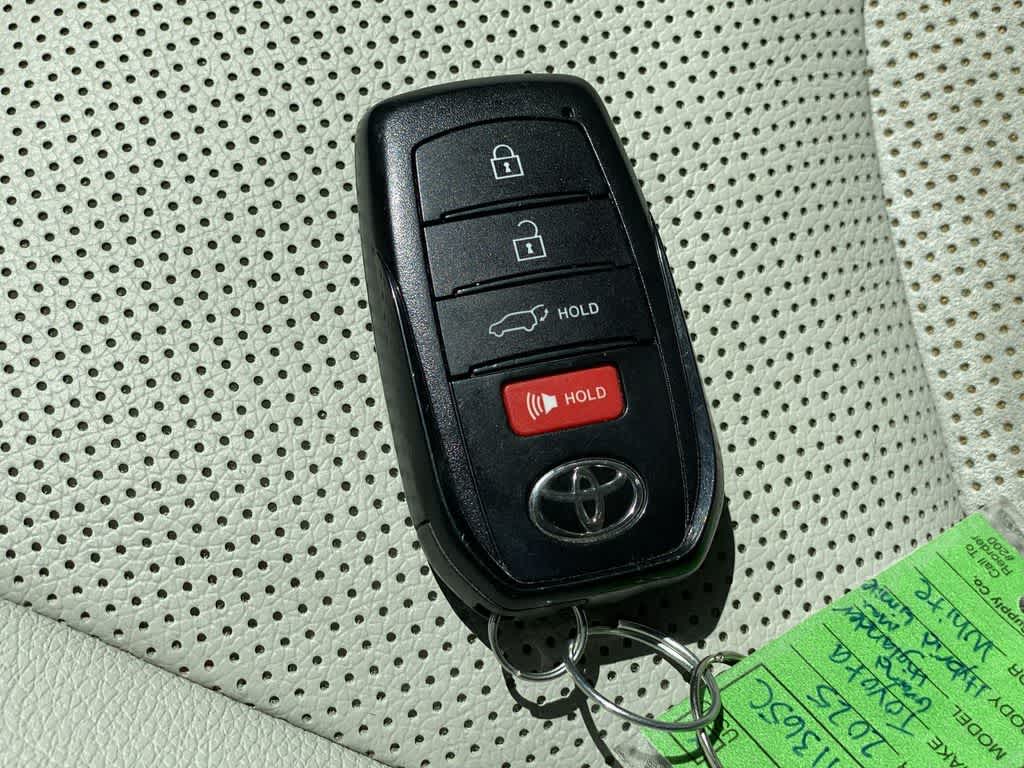 2025 Toyota Grand Highlander Hybrid MAX Limited