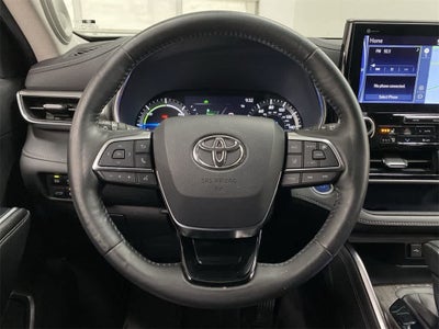 2020 Toyota Highlander Hybrid Platinum