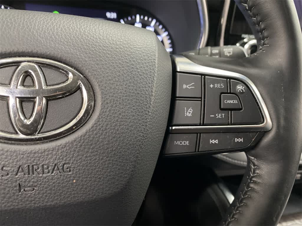 2020 Toyota Highlander Hybrid Platinum