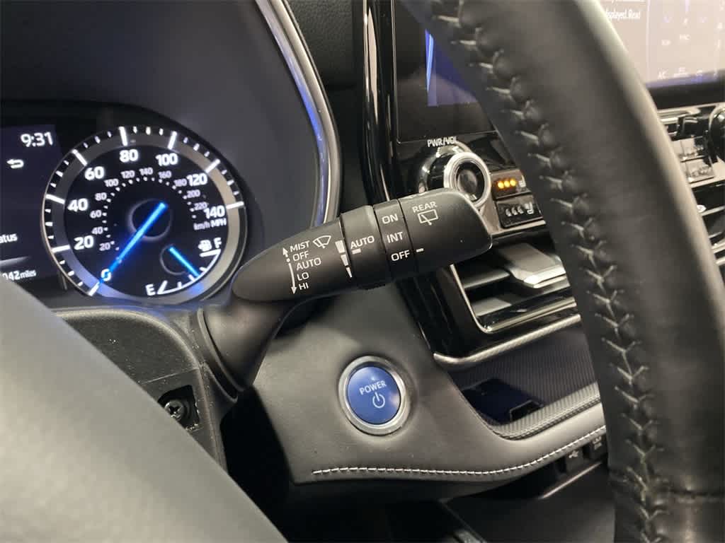 2020 Toyota Highlander Hybrid Platinum