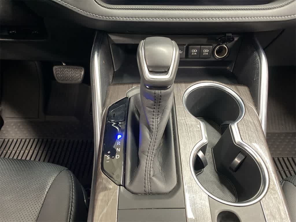 2020 Toyota Highlander Hybrid Platinum