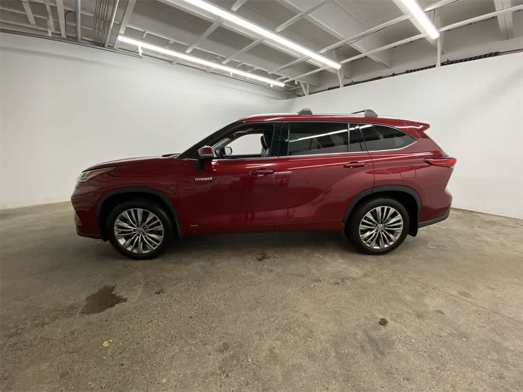 2020 Toyota Highlander Hybrid Platinum