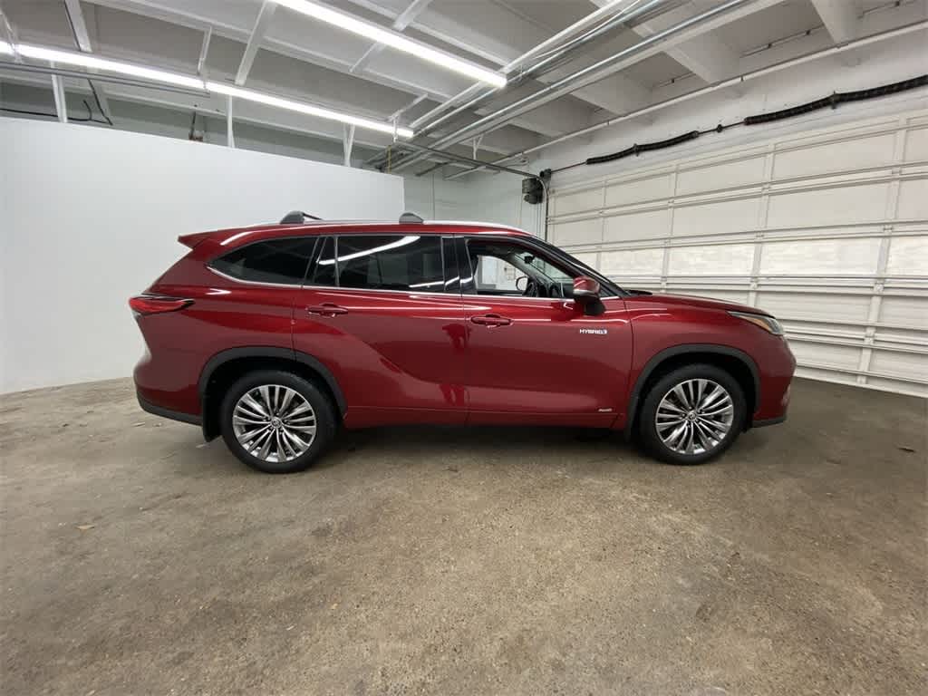 2020 Toyota Highlander Hybrid Platinum