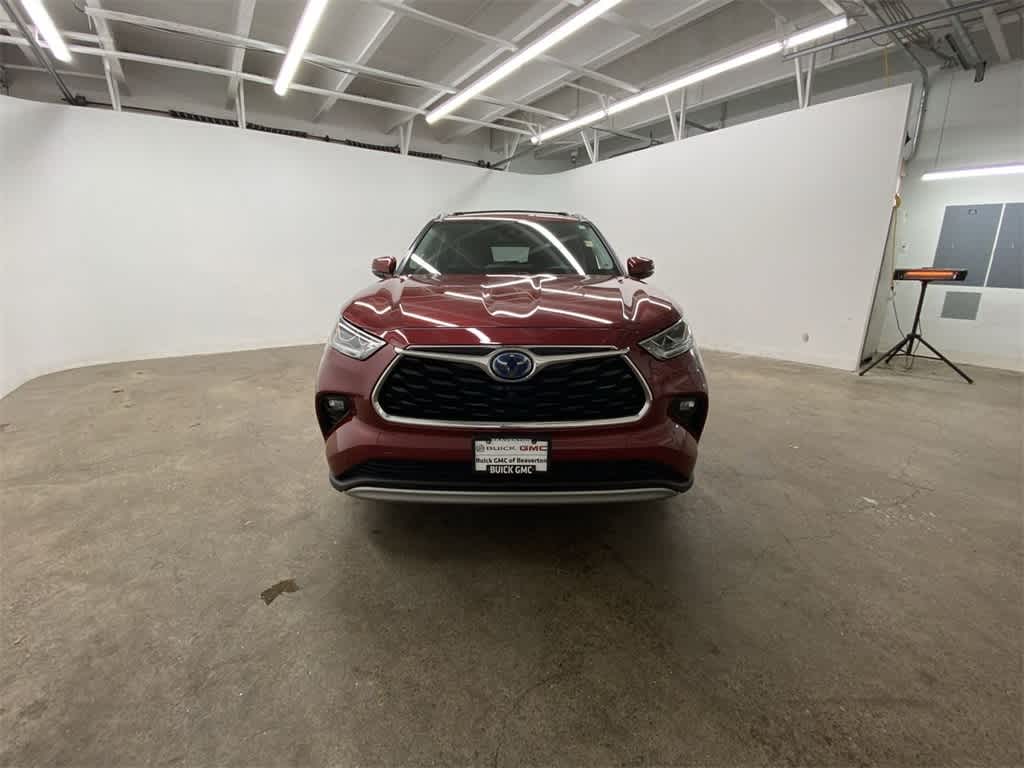 2020 Toyota Highlander Hybrid Platinum