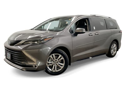 2024 Toyota Sienna Platinum