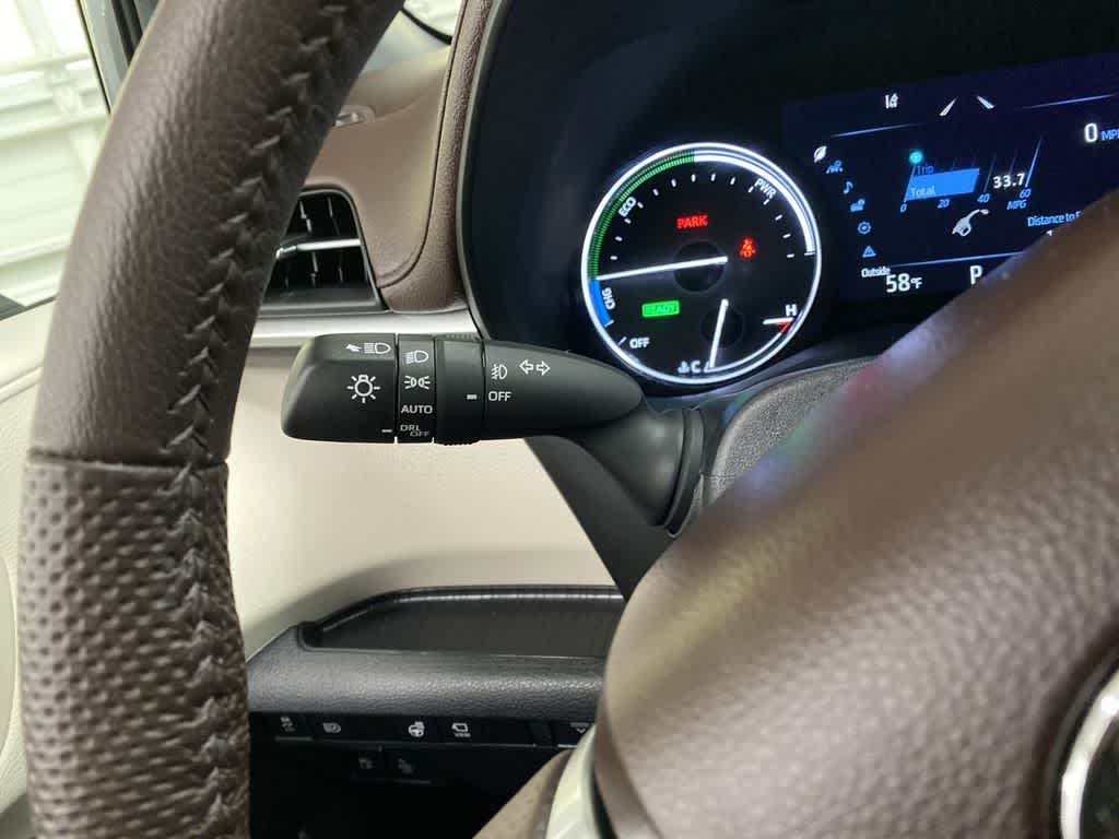 2024 Toyota Sienna Platinum