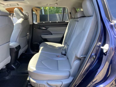 2021 Toyota Highlander Hybrid XLE