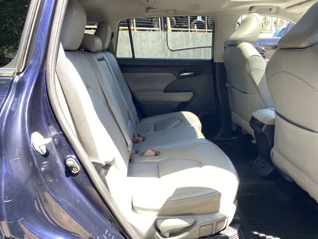 2021 Toyota Highlander Hybrid XLE