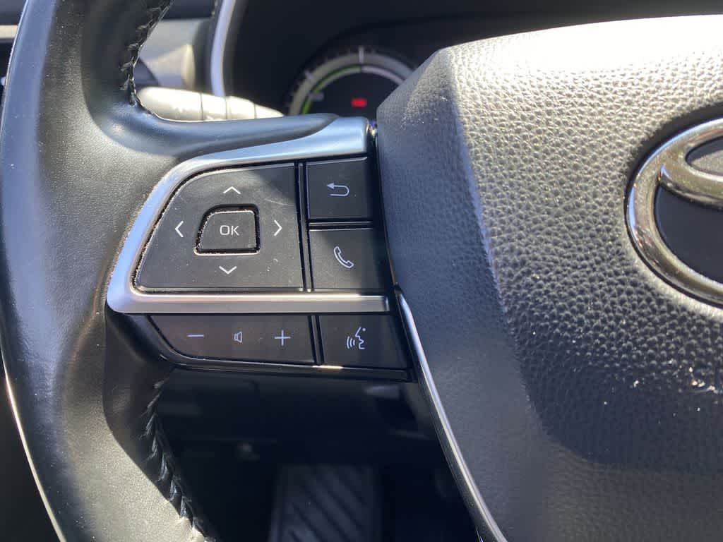 2021 Toyota Highlander Hybrid XLE