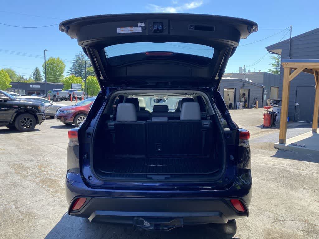2021 Toyota Highlander Hybrid XLE