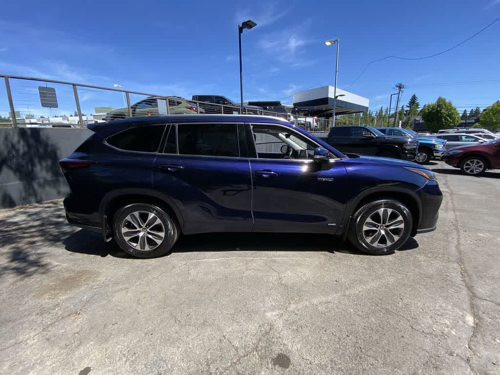 2021 Toyota Highlander Hybrid XLE