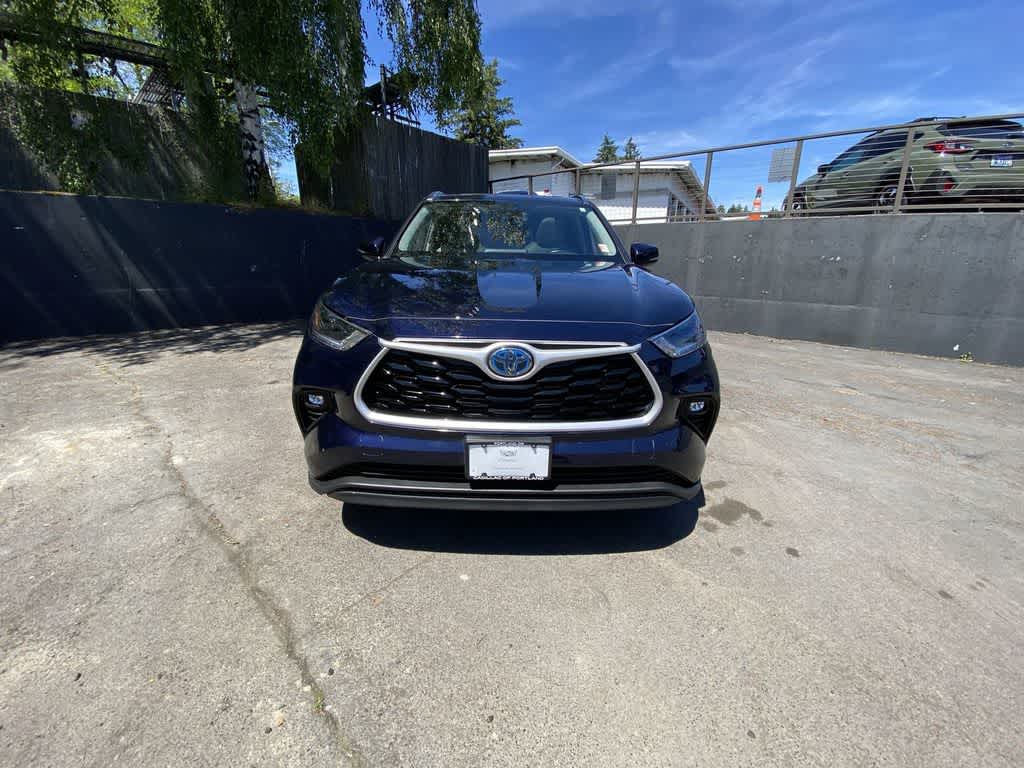 2021 Toyota Highlander Hybrid XLE