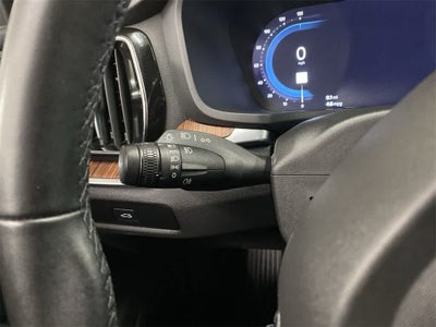 2024 Volvo S60 Plus Dark Theme