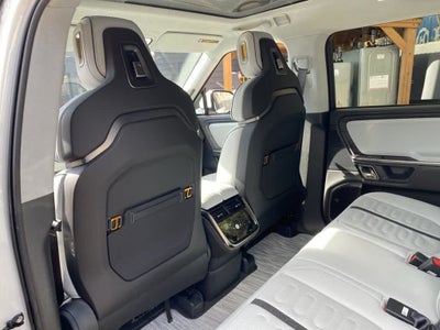 2023 RIVIAN R1S Launch Edition
