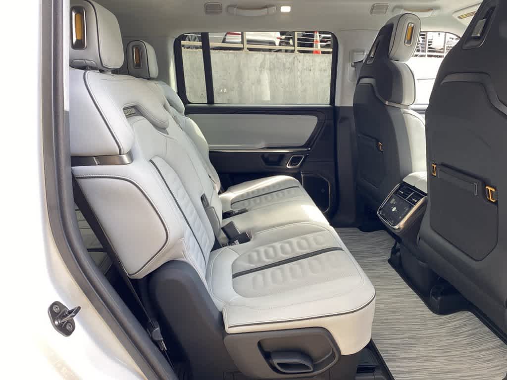 2023 RIVIAN R1S Launch Edition