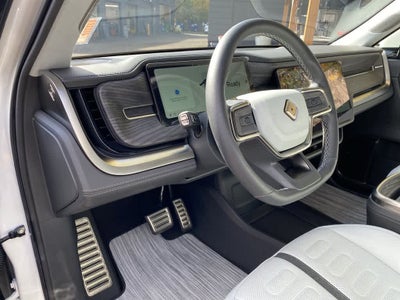 2023 RIVIAN R1S Launch Edition