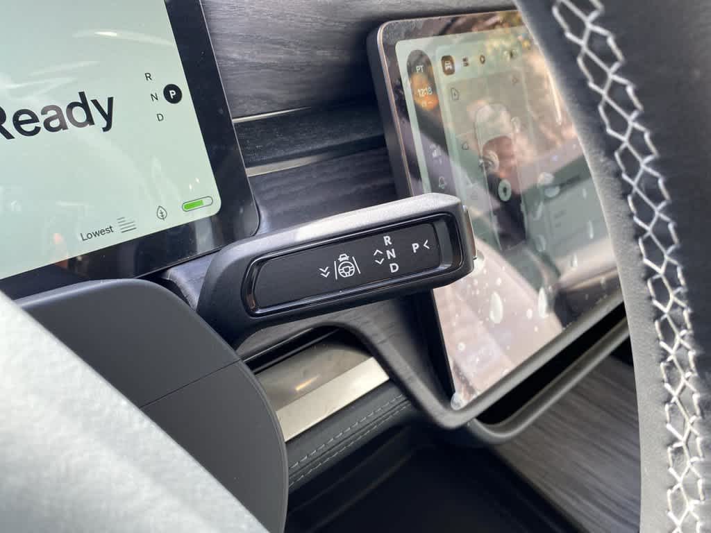 2023 RIVIAN R1S Launch Edition