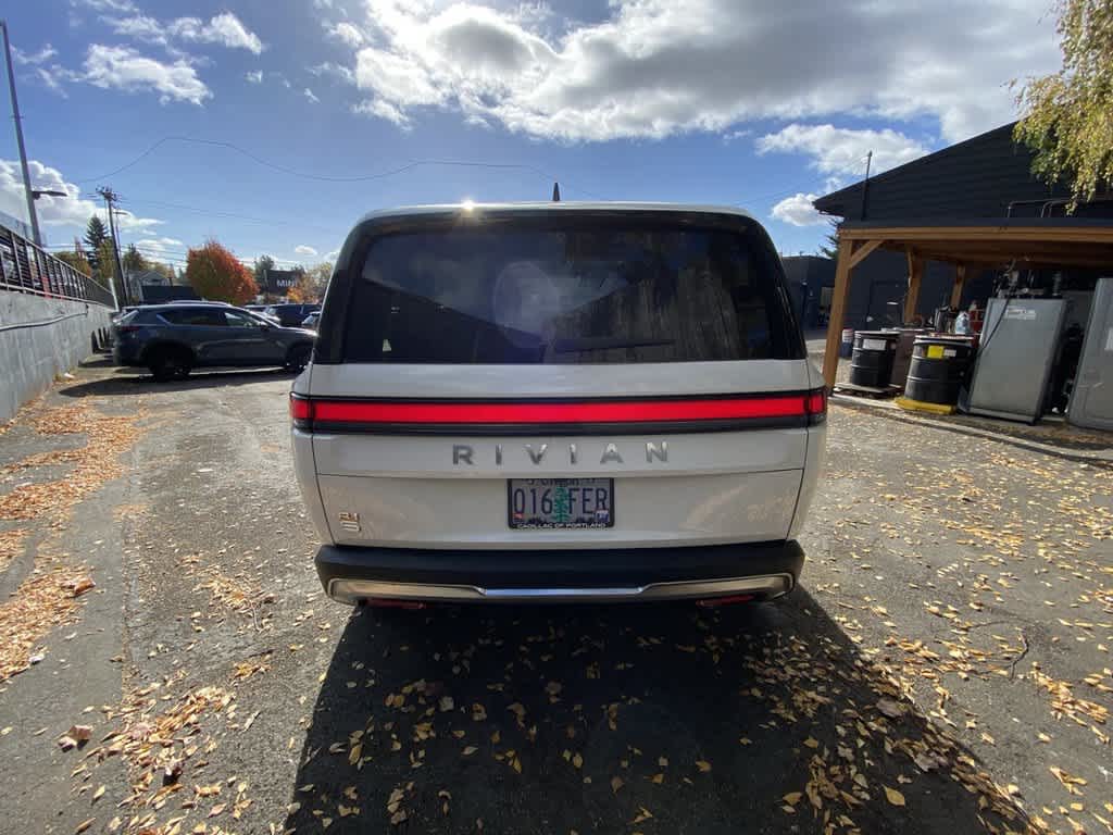 2023 RIVIAN R1S Launch Edition