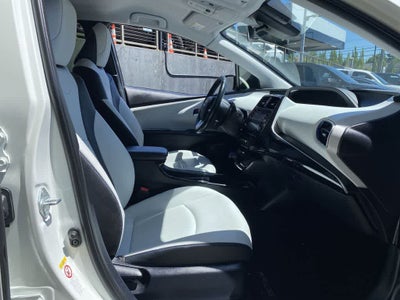 2016 Toyota Prius Four