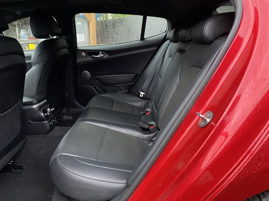 2021 Kia Stinger GT1