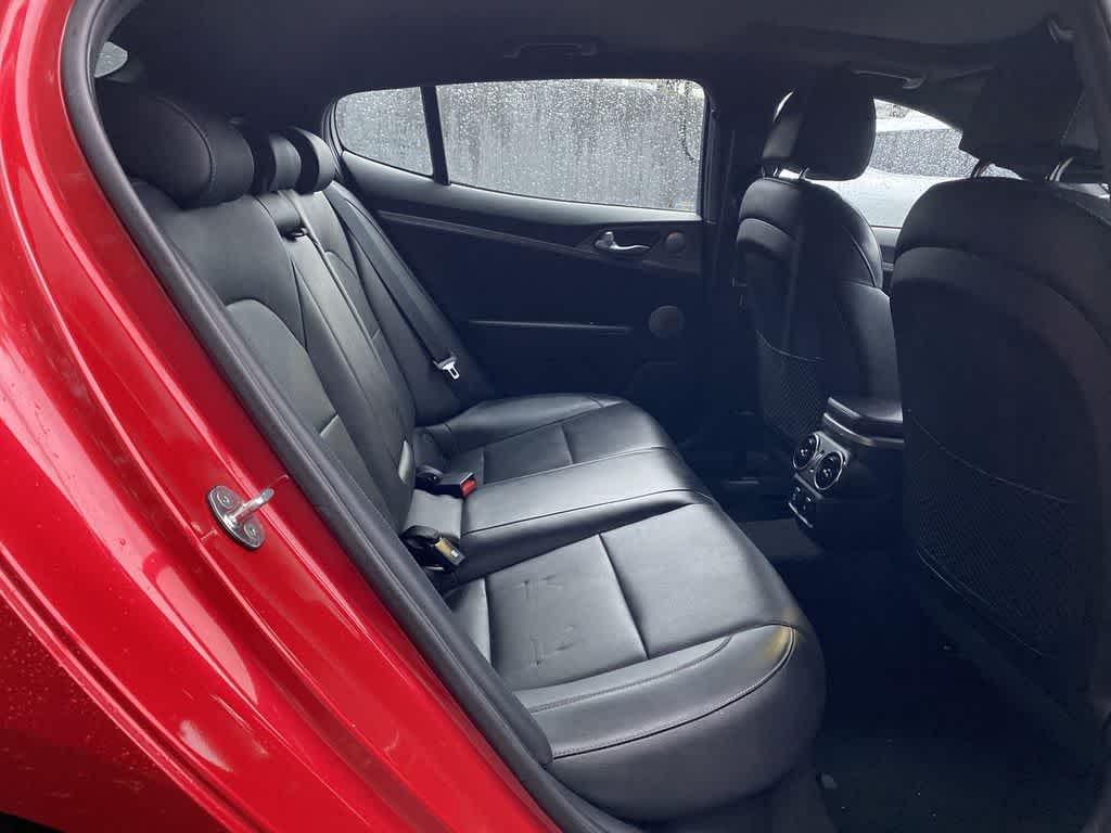 2021 Kia Stinger GT1
