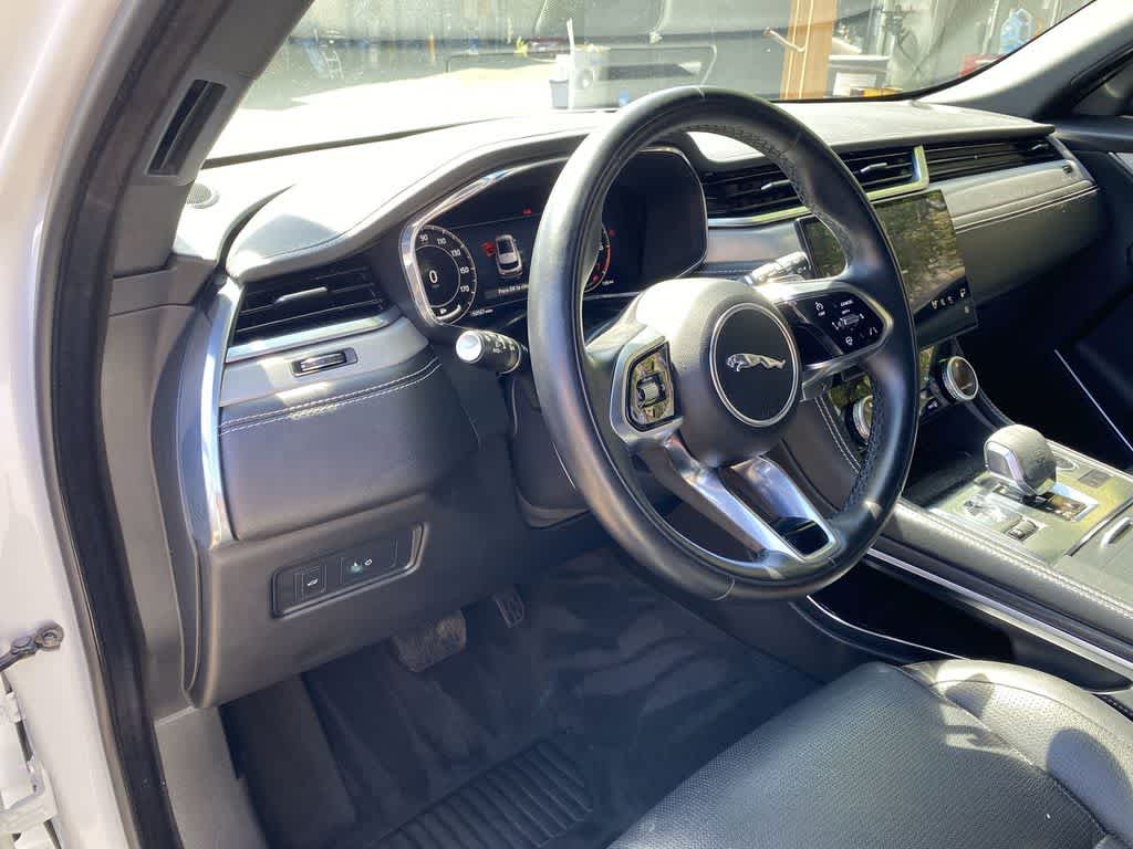 2025 Jaguar F-PACE R-Dynamic S