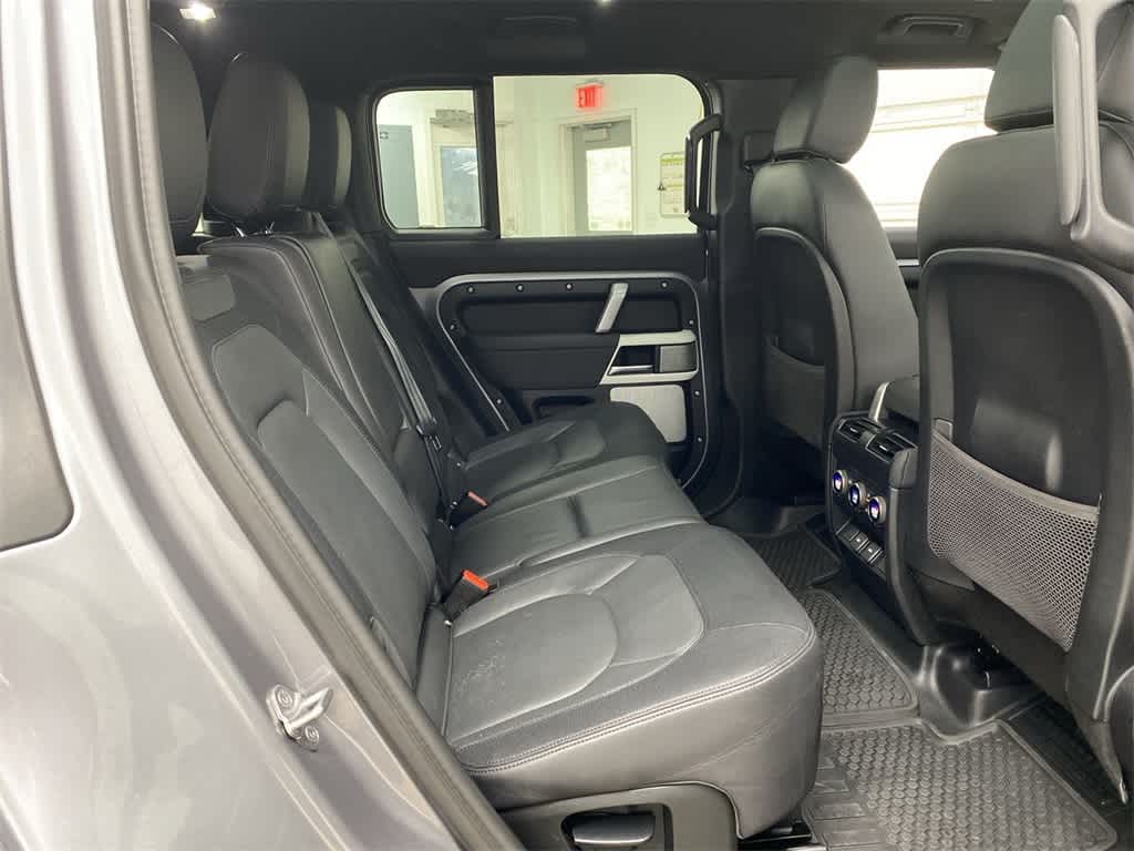 2023 Land Rover Defender X-Dynamic SE