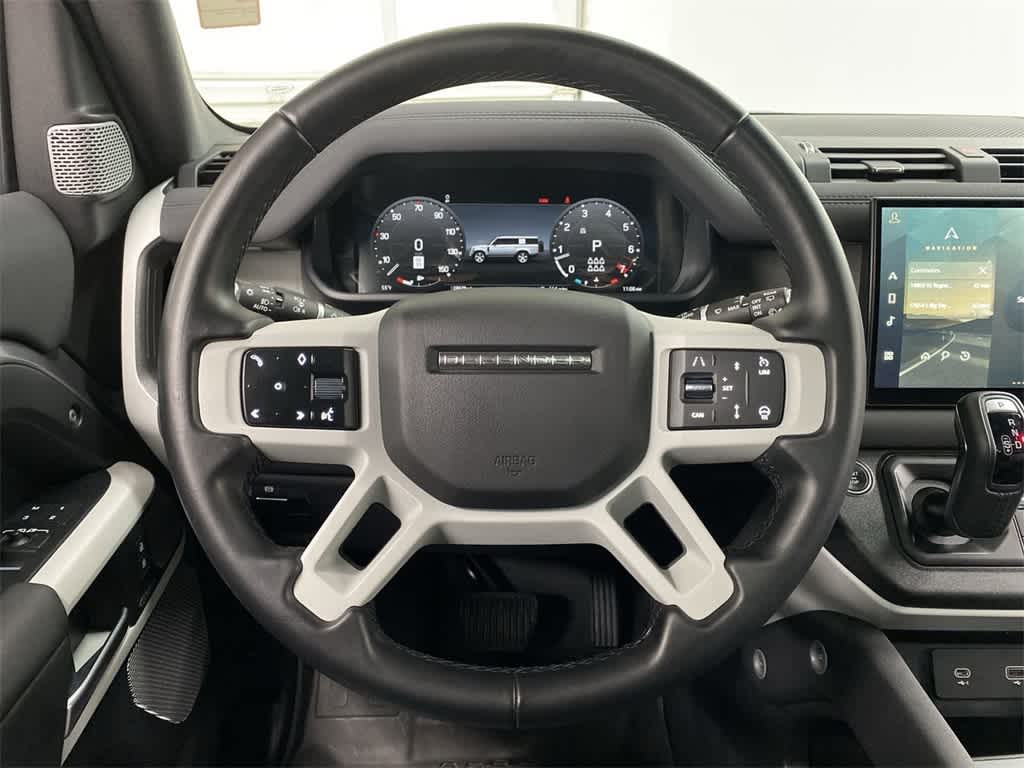 2023 Land Rover Defender X-Dynamic SE