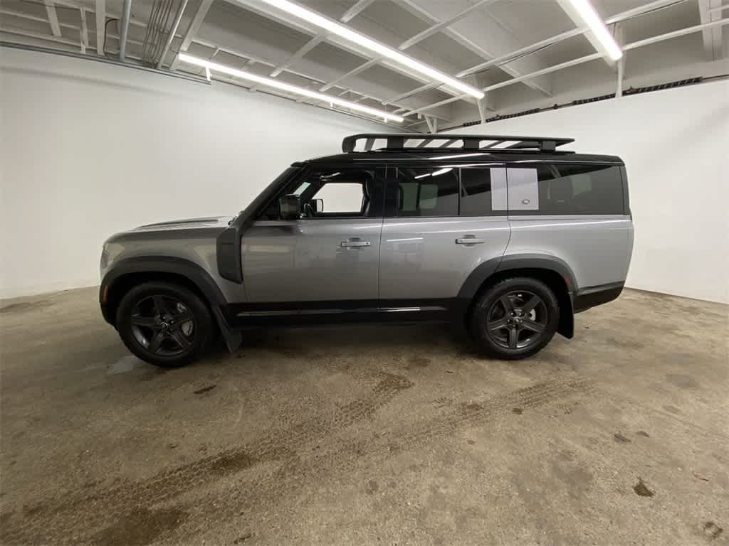 2023 Land Rover Defender X-Dynamic SE
