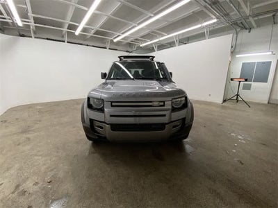 2023 Land Rover Defender X-Dynamic SE