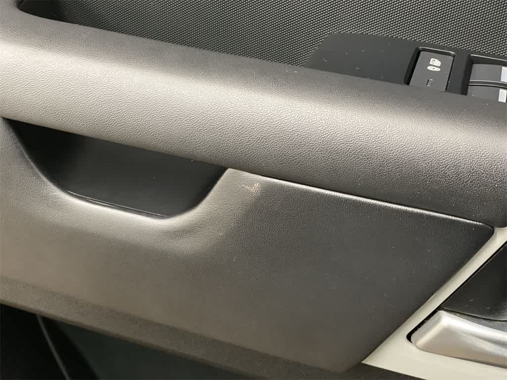 2020 Land Rover Defender HSE