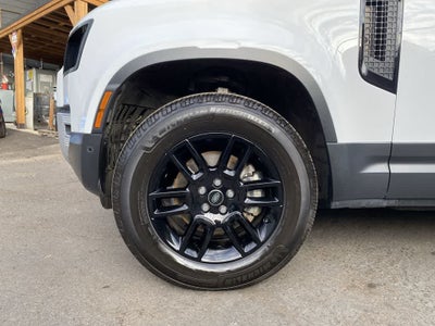 2025 Land Rover Defender S