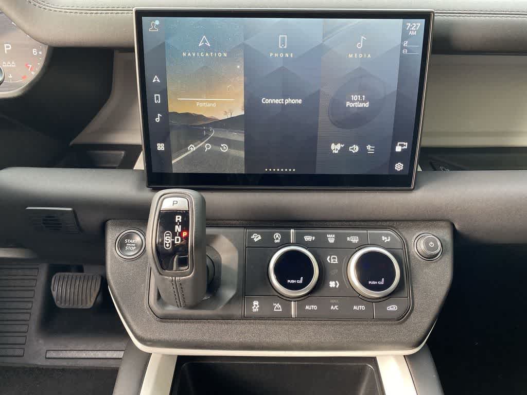 2025 Land Rover Defender S