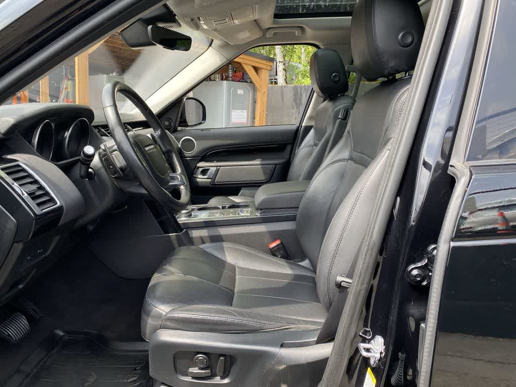 2019 Land Rover Discovery SE