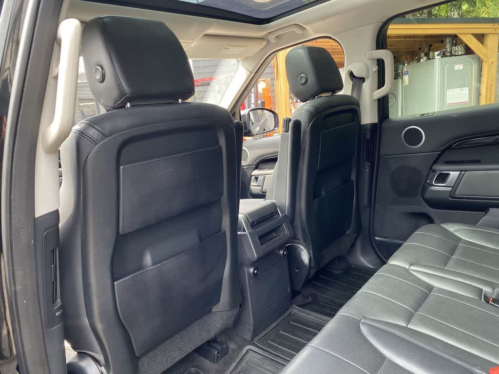 2019 Land Rover Discovery SE