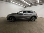 2017 INFINITI QX30 Premium
