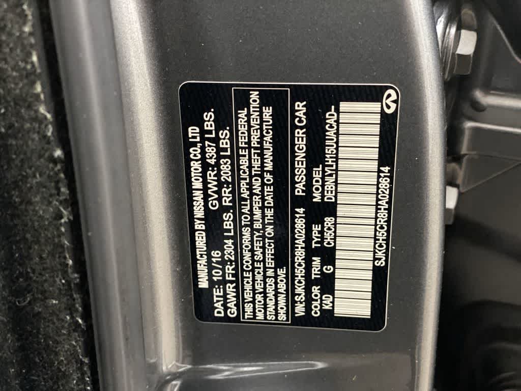 2017 INFINITI QX30 Premium