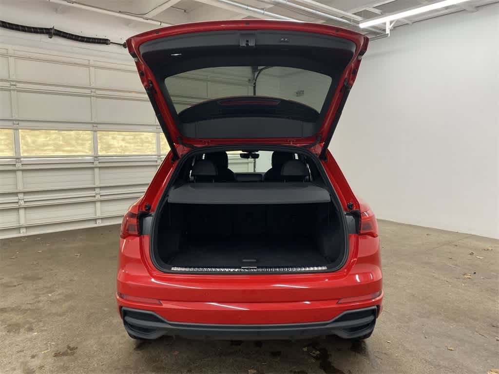 2024 Audi Q3 S line Premium