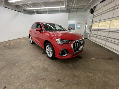 2024 Audi Q3 S line Premium