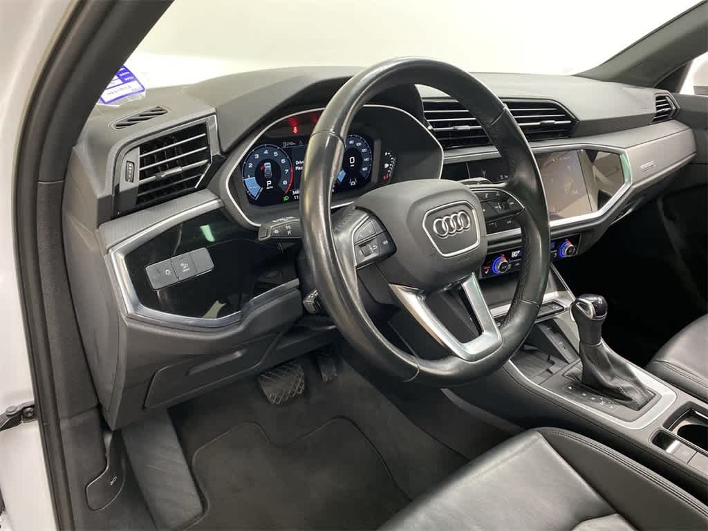 2024 Audi Q3 S line Premium