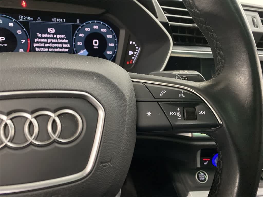 2024 Audi Q3 S line Premium